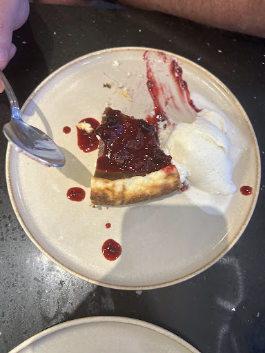 Photo of Vourla - 3-5, The Colonnade, St Albans AL3 4DD